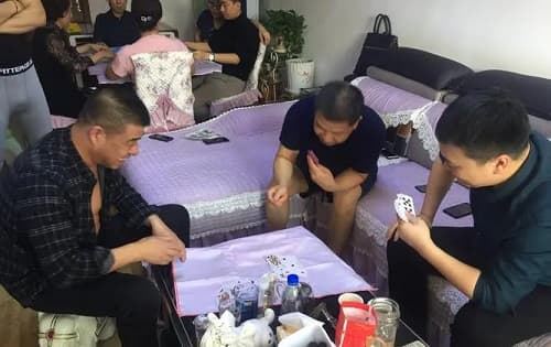 拆牌是王道,斗地主中必备的技能!